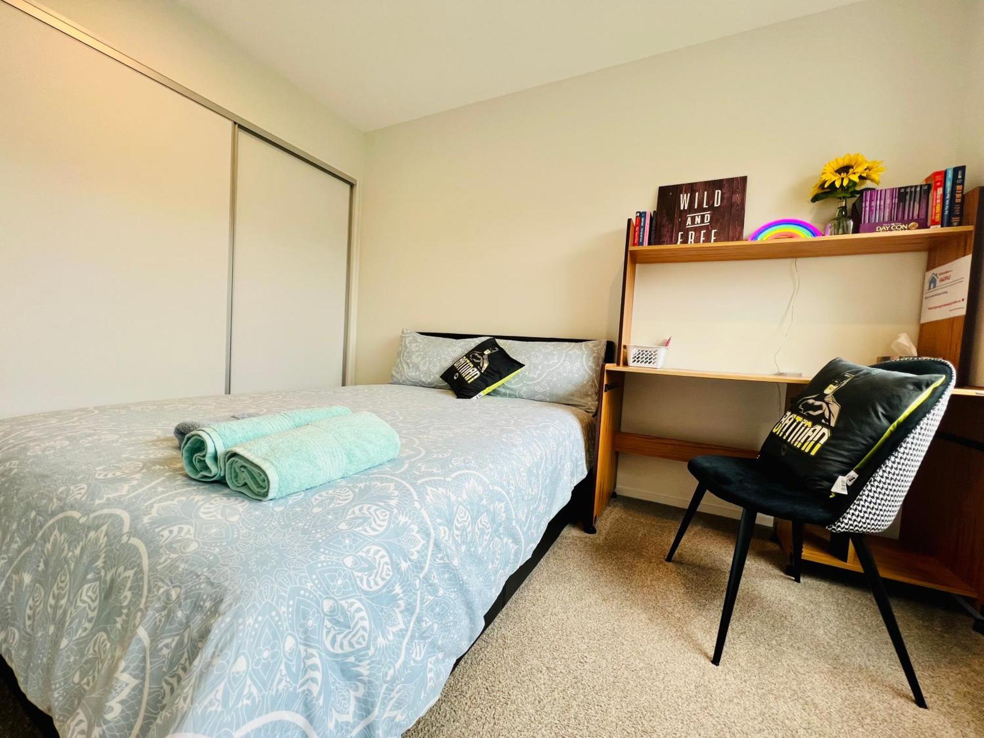 Ln Homestay In Flat Bush Оукланд Екстериор снимка