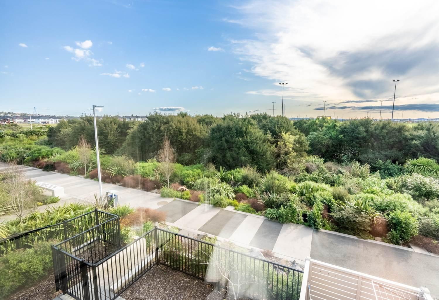Ln Homestay In Flat Bush Оукланд Екстериор снимка